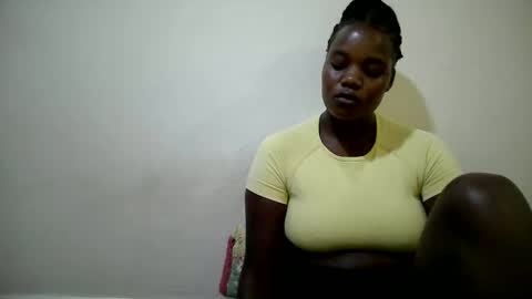 cute_heaven online show from October 23, 2025, 9:46 pm