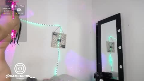 Cute horny1 online show from September 15, 2025, 3:06 am