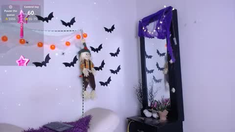 Cute horny1 online show from October 17, 2025, 4:26 am