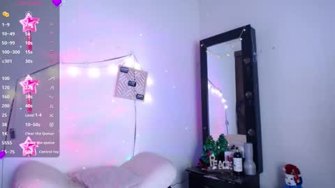 Cute horny1 online show from November 13, 2025, 4:33 am