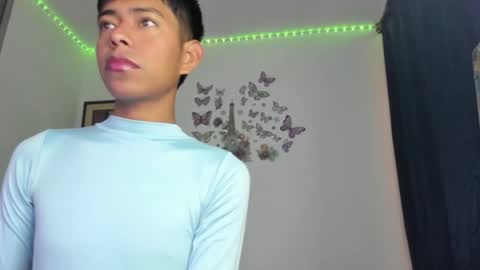 Snapshot of cute_horny_friends chatting on August 9, 2026, 1:49 pm AnderSamu online show from August 9, 2026, 1:49 pm