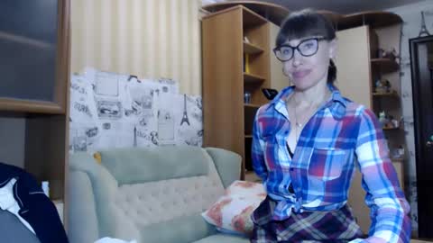 cute_lion_ online show from December 8, 2024, 11:46 am