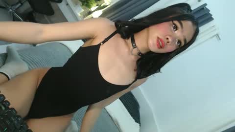 Snapshot of cute_maloi chatting on February 9, 2026, 8:02 pm Jane online show from February 9, 2026, 8:02 pm