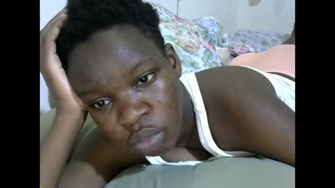 Snapshot of cute_marion chatting on November 6, 2025, 8:04 am cute_marion online show from November 6, 2025, 8:04 am