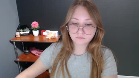 Veronica online show from December 5, 2024, 10:33 am