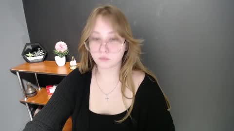 Veronica online show from February 28, 2025, 11:47 am