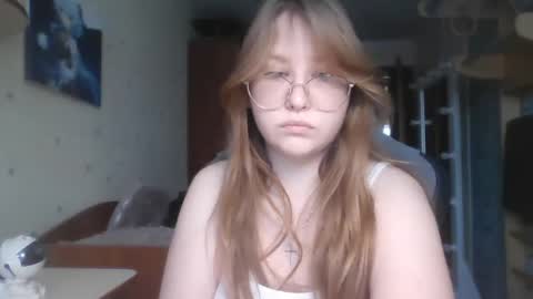 Veronica online show from March 5, 2025, 2:34 pm