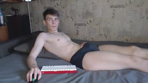 Oliver online show from October 6, 2025, 7:06 am