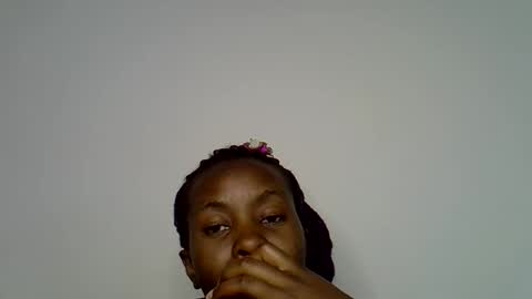 Snapshot of cute_pie20 chatting on October 19, 2025, 10:32 pm cute_pie20 online show from October 19, 2025, 10:32 pm