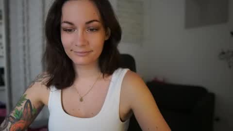 Katarina online show from November 12, 2025, 7:13 pm