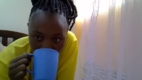 cute_savanna online show from January 17, 2025, 10:55 am