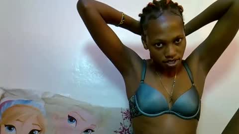 cutie online show from October 12, 2025, 11:42 am