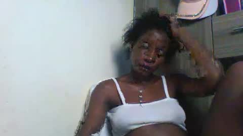 Snapshot of cute_sexy3 chatting on January 19, 2025, 2:38 pm SHARON online show from January 19, 2025, 2:38 pm