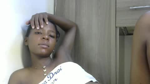Snapshot of cute_sexy3 chatting on February 10, 2025, 10:19 pm SHARON online show from February 10, 2025, 10:19 pm