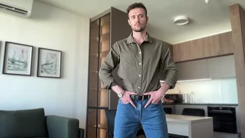 Snapshot of cute_skywalker chatting on June 8, 2026, 2:39 pm cute_skywalker online show from June 8, 2026, 2:39 pm