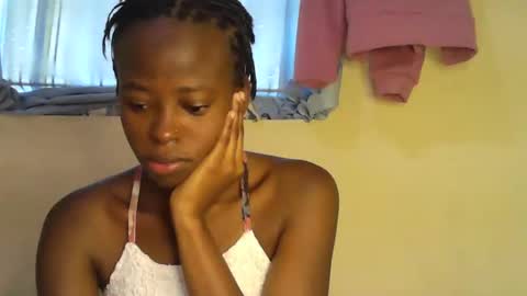 cute_sonny online show from October 12, 2025, 5:50 am