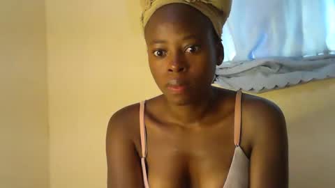 cute_sonny online show from February 18, 2026, 5:36 am