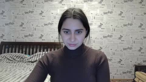 cute_strawberry_ online show from December 25, 2024, 9:02 am