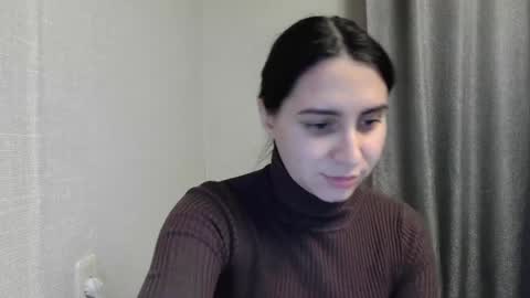 cute_strawberry_ online show from December 25, 2024, 4:54 pm