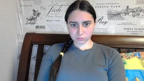 cute_strawberry_ online show from January 6, 2025, 11:31 pm