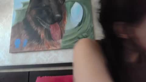 cute_strawberry_ online show from February 12, 2025, 11:40 am