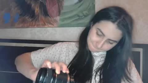 cute_strawberry_ online show from February 27, 2025, 4:10 pm