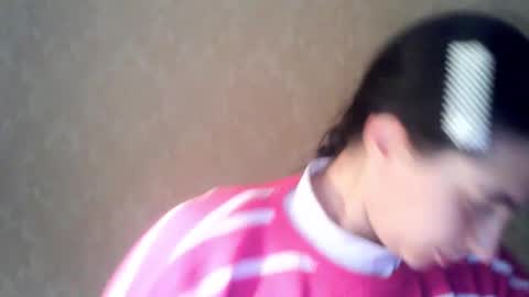 cute_strawberry_ online show from October 10, 2025, 9:14 pm