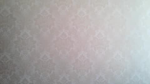 cute_strawberry_ online show from November 3, 2025, 7:53 am