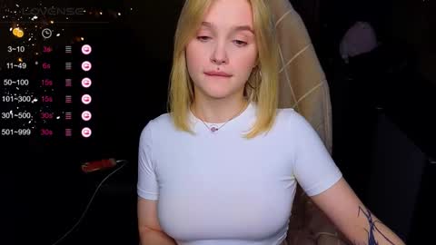 Sue online show from October 11, 2025, 3:54 pm