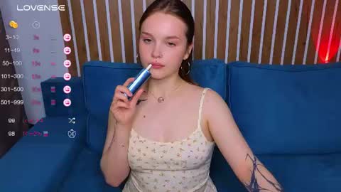 Snapshot of cute_summer_breathe chatting on June 20, 2026, 11:07 pm Sue online show from June 20, 2026, 11:07 pm