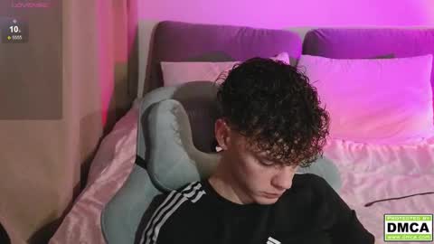 Thomas -  online show from March 5, 2026, 6:48 pm