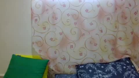 Snapshot of cute_xeniah chatting on October 16, 2025, 3:51 am cute_xeniah online show from October 16, 2025, 3:51 am