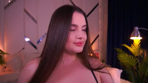 Snapshot of cuteamberr chatting on October 8, 2025, 12:30 am Amber online show from October 8, 2025, 12:30 am