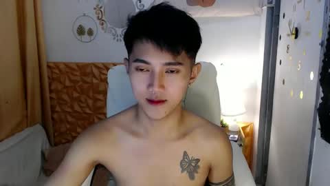 Steph online show from March 6, 2025, 4:49 pm