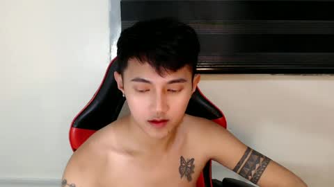 Snapshot of cuteasiancock98 chatting on June 19, 2026, 1:54 am Steph online show from June 19, 2026, 1:54 am