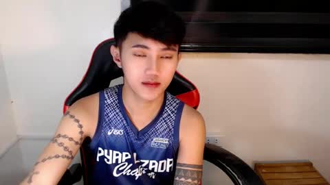 Snapshot of cuteasiancock98 chatting on August 1, 2026, 1:27 am Steph online show from August 1, 2026, 1:27 am