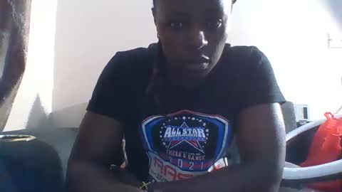 Cuteberry87 online show from November 9, 2025, 4:16 pm