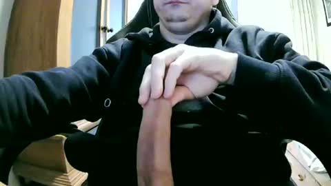 Snapshot of cuteboy090 chatting on January 9, 2025, 11:03 am Cuteboy090 online show from January 9, 2025, 11:03 am