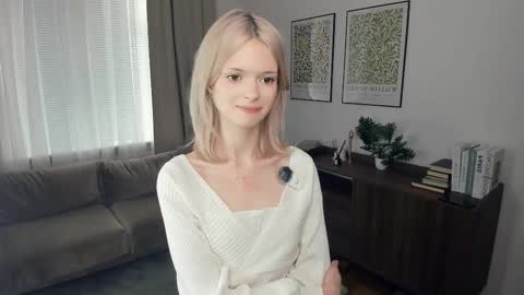 Snapshot of cutebrutality chatting on September 30, 2025, 9:03 am Alice online show from September 30, 2025, 9:03 am