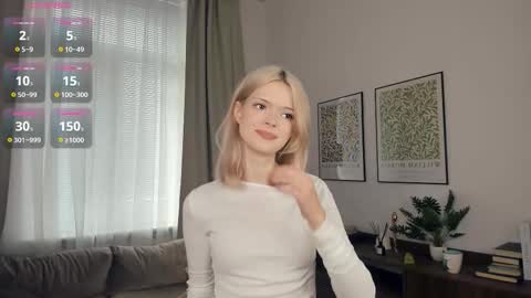 Snapshot of cutebrutality chatting on October 9, 2025, 8:56 am Alice online show from October 9, 2025, 8:56 am