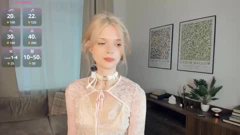 Snapshot of cutebrutality chatting on October 20, 2025, 7:53 am Alice online show from October 20, 2025, 7:53 am