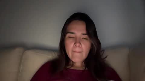 Snapshot of cutebunny_21 chatting on January 7, 2026, 11:18 pm CuteBunny 21 online show from January 7, 2026, 11:18 pm