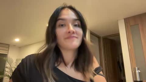 Snapshot of cutebunny_21 chatting on February 28, 2026, 12:55 am CuteBunny 21 online show from February 28, 2026, 12:55 am