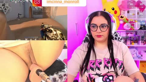 Cinna independent model online show from December 20, 2024, 4:04 pm