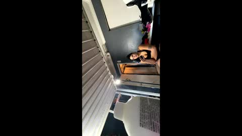 loveolots online show from January 6, 2025, 4:34 pm