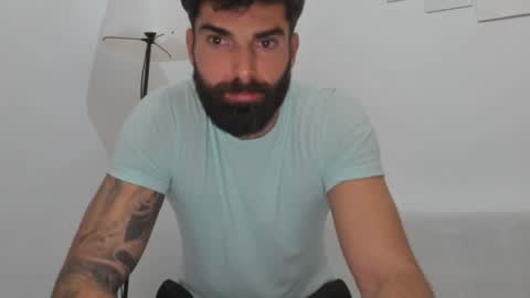cuteeboy online show from January 29, 2025, 8:56 pm