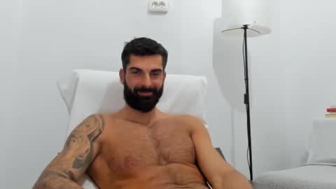 cuteeboy online show from October 25, 2025, 8:03 pm