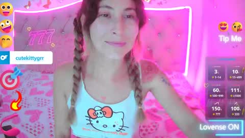 Snapshot of cuteee_kitty chatting on May 29, 2026, 12:30 am Kitty online show from May 29, 2026, 12:30 am