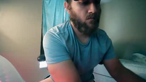 Snapshot of cutefloridaguy25 chatting on February 12, 2026, 5:19 pm onlyfansSexualAriesFL online show from February 12, 2026, 5:19 pm