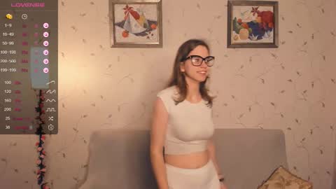 Melisa online show from November 9, 2025, 7:45 pm